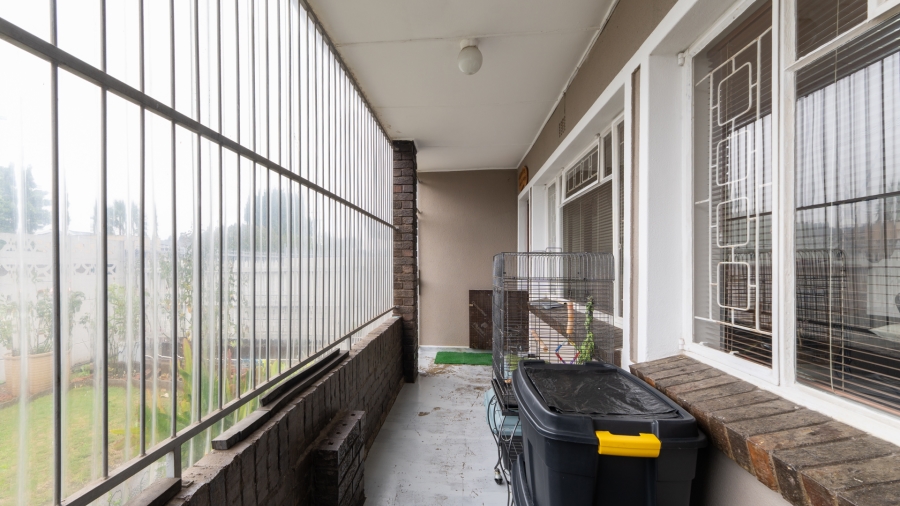4 Bedroom Property for Sale in Peerless Park Western Cape